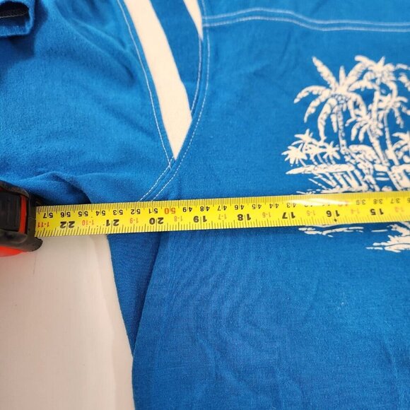 Quicksilver Boardriders Club T-Shirt Mens Size Small Kuala Lumpur Vtg 90s Blue - Picture 8 of 8